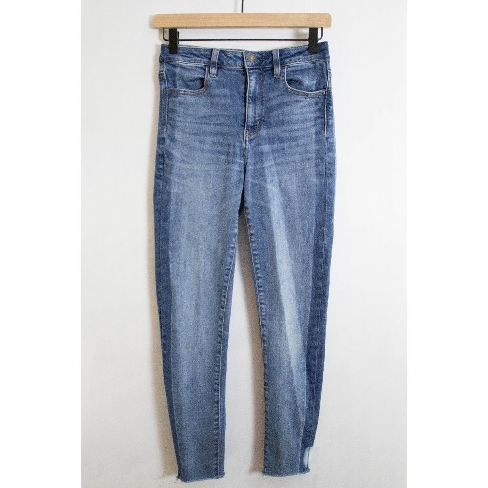 American Eagle Super Stretch Super Hi Rise Jegging with Unique Wash Details - 4L
